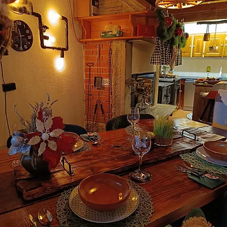 Stara Hiza * Lanisce