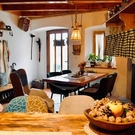 Stara Hiza Holiday home *